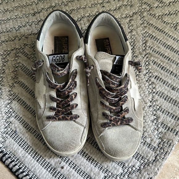 Low top neutral Gold Goose sneakers size 37 - Picture 4 of 4
